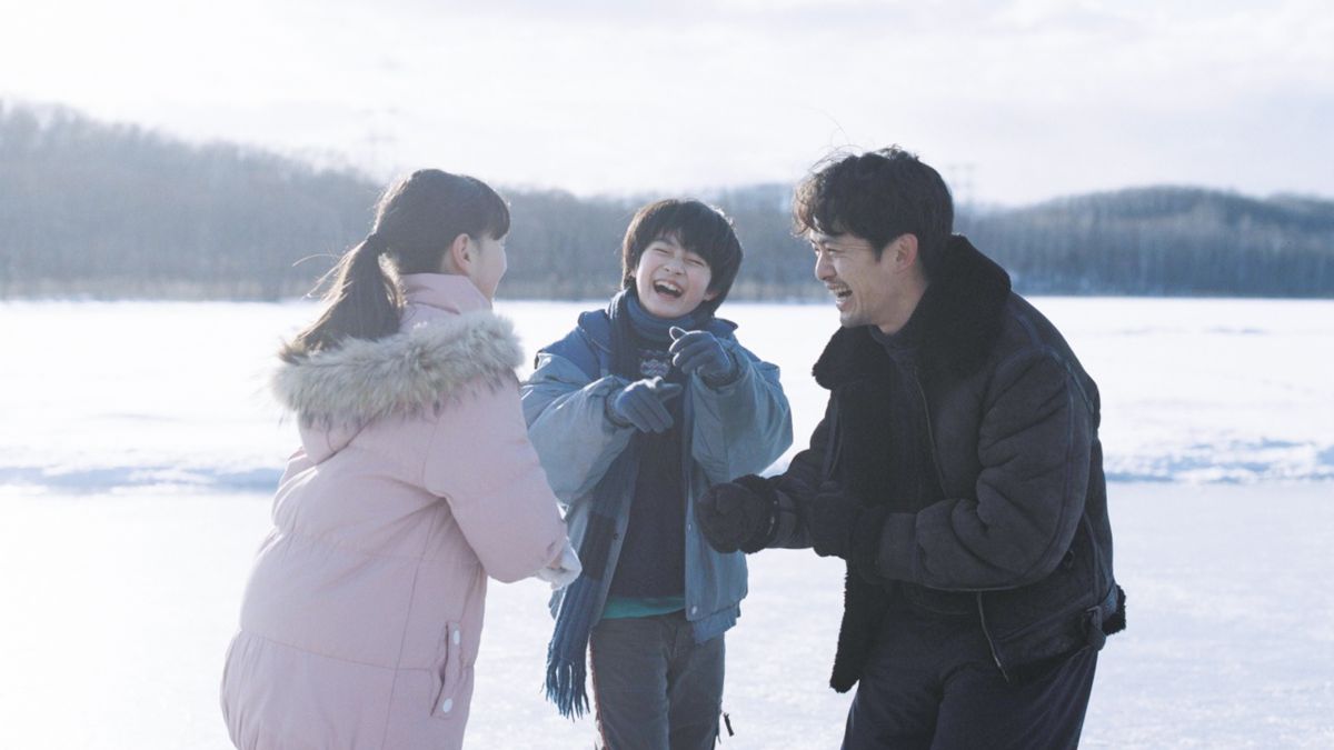 池松壮亮出演の映画『ぼくのお日さま』がFODで独占配信決定！