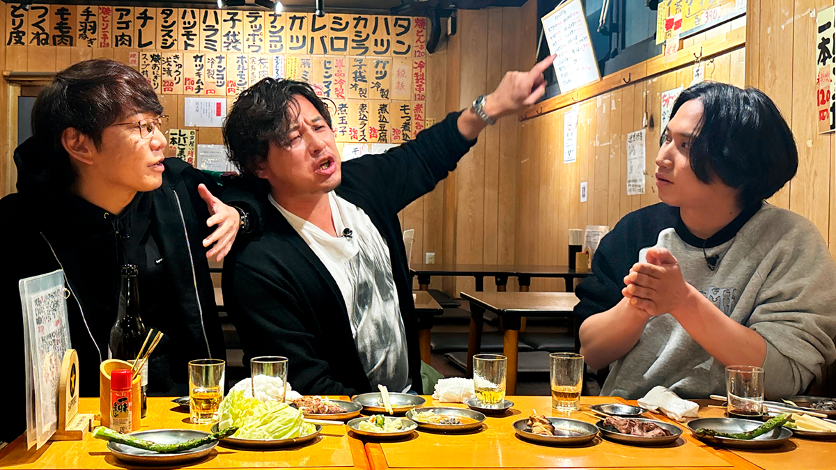 「マカロニえんぴつ」はっとりがテーマソング制作!?『平子と小宮のずっと高円寺にいるテレビ』ゲスト出演