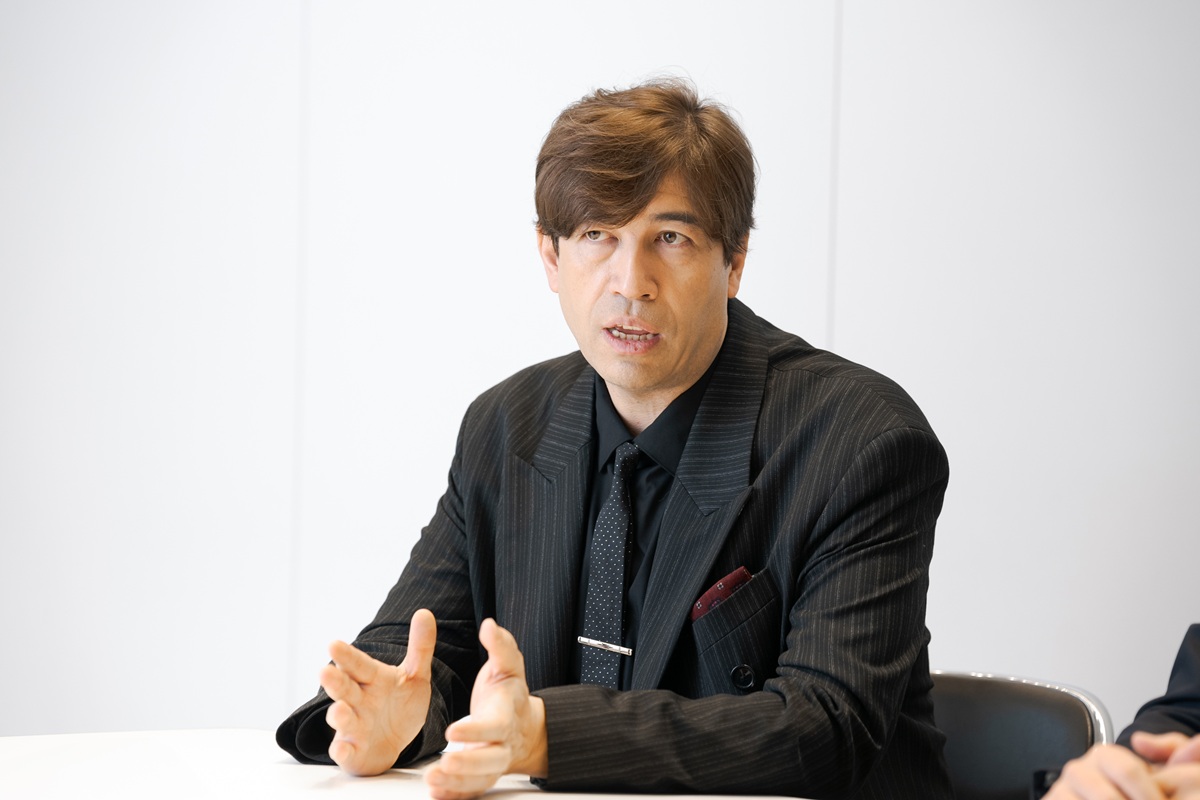 サッシャ＆中野信治が語るF1中継の魅力「世代を超えて楽しんでほしいエンターテインメントの最高峰」