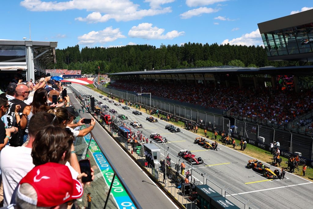 【F1™︎ 2026】ドライバーの腕が試される1周僅か4.3kmの高速コース：第8戦オーストリア日程・配信スケジュール