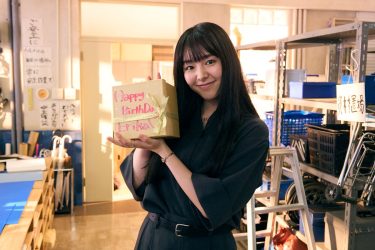 『102回目のプロポーズ』で主演を務める唐田えりかの誕生日をお祝い！