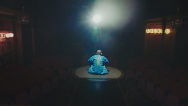 菅田将暉主演ドラマ『もしもこの世が舞台なら、楽屋はどこにあるのだろう』第2話場面写真