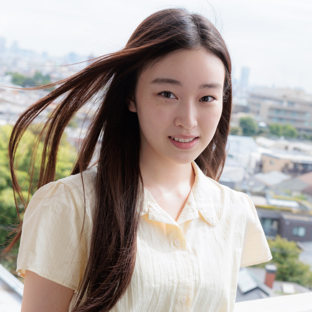 高身長JK×担任教師の恋を描くショートドラマ『おとなの子』独占配信決定！