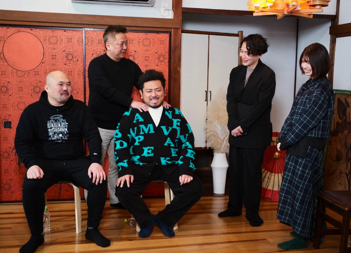 『シークエンスはやともの視える人には見える倶楽部』場面カット