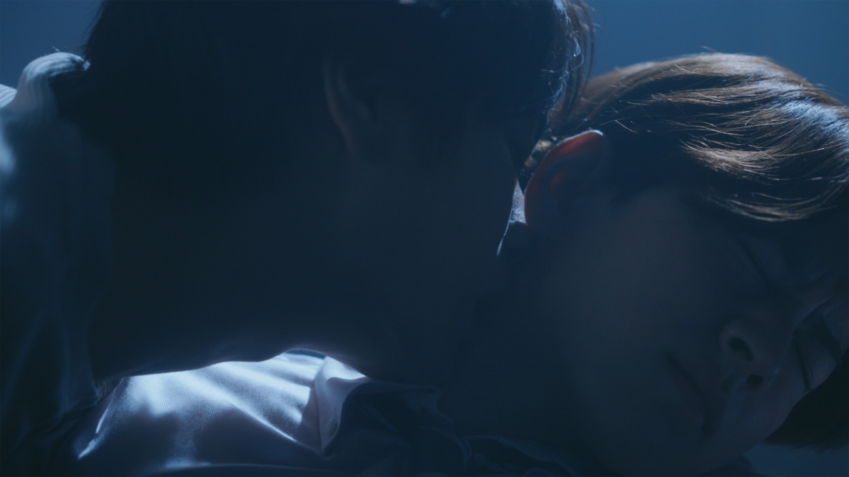 『フェイクファクトリップス』場面写真