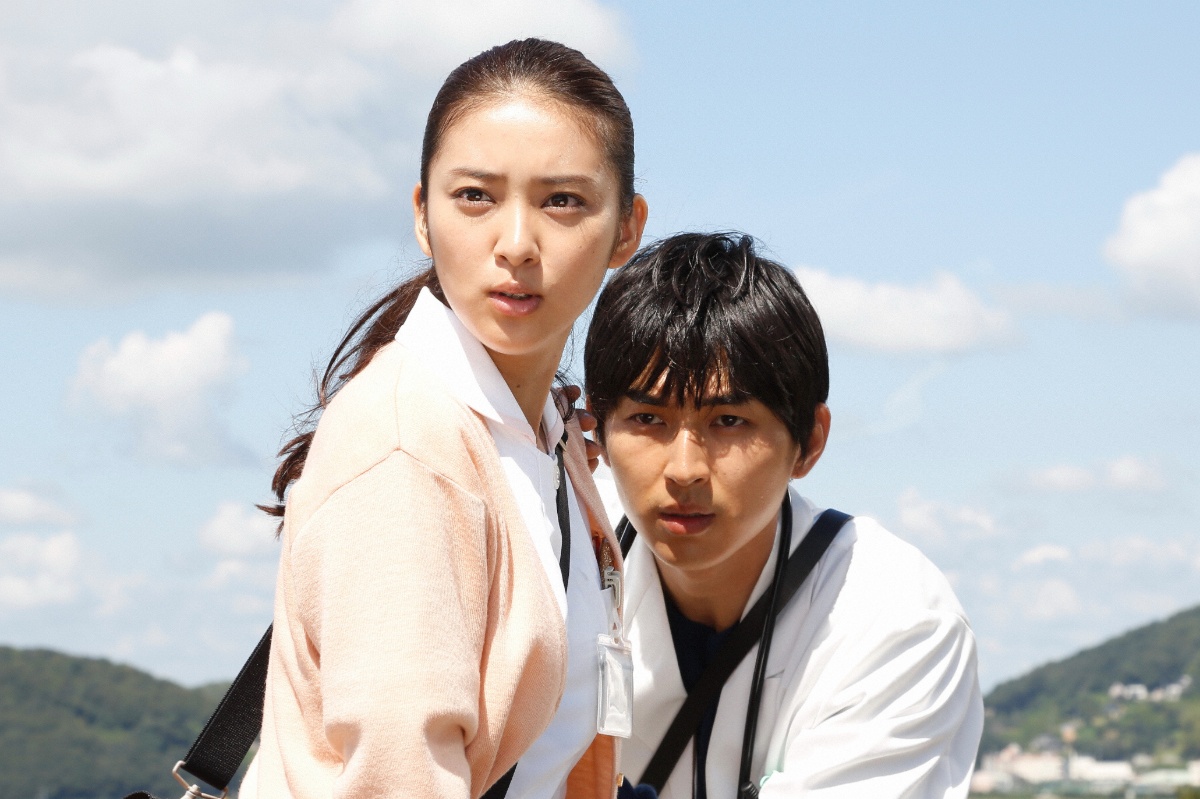 『海の上の診療所』場面写真
